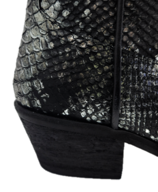 Zoe - Faux Piton Snakeskin Black 